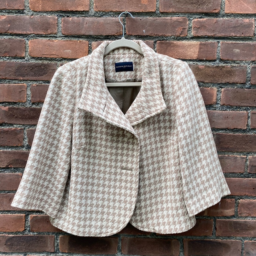 Banana Republic Tan Houndstooth Jacket